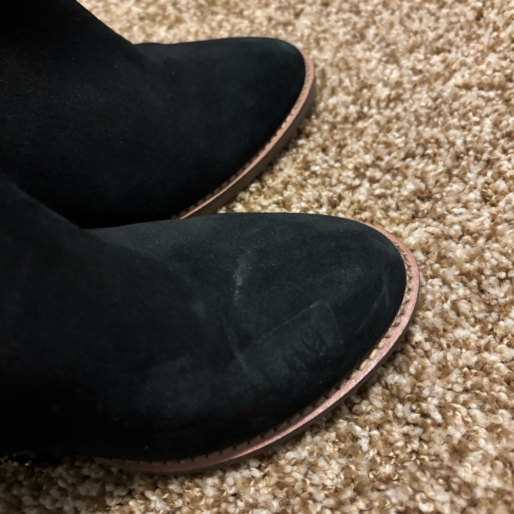 Blondo || Nina Braided Block Heel Black Suede Ankle Boots Size 8.5 - Picture 9 of 9